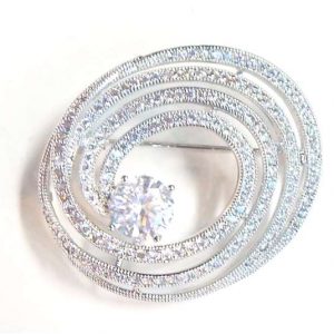 Fashionable Circle Brooch